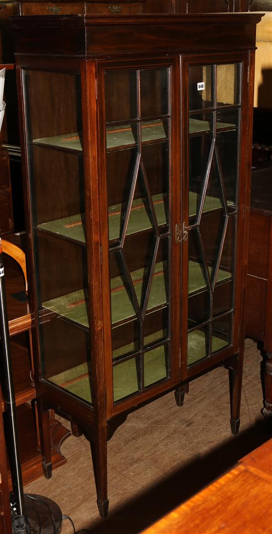 Inlaid display cabinet